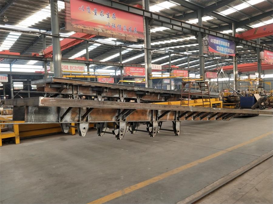 3 AXLE FLATBED TRAILER 6.jpg